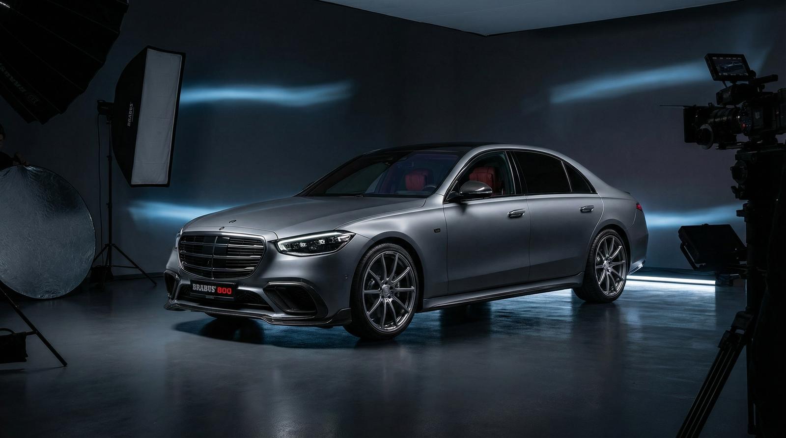 人兽 - 人兽巴博斯S级改装全纪录 | 改装视频